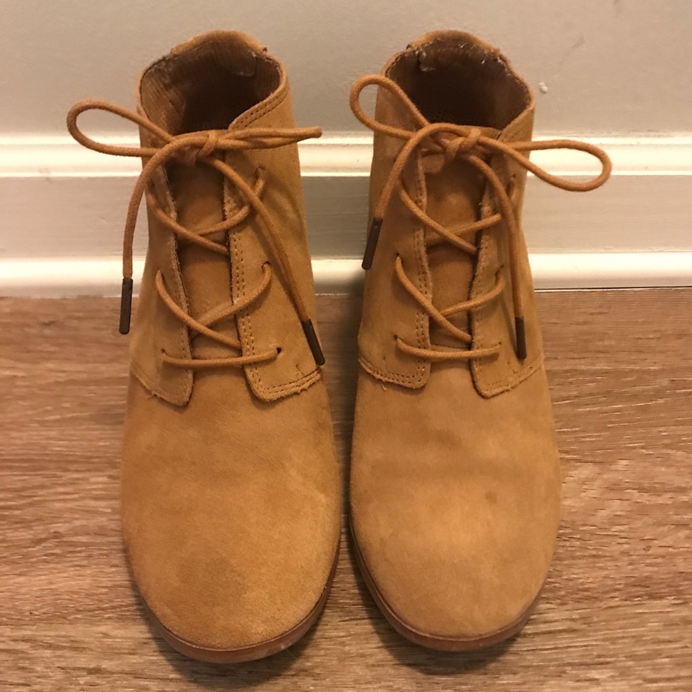Toms block heel lace up suede booties sz 11